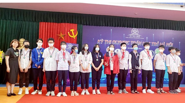 Học sinh trường THCS Nam Từ Liêm đạt 17 huy chương các loại tại Kỳ thi Olympic Toán học trẻ Hà Nội (HTMO 2022) lần thứ nhất