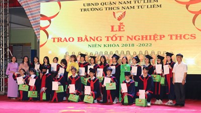 Lễ tốt nghiệp THCS niên khóa 2018 - 2022  - Một “Mùa nhớ” đong đầy kỷ niệm
