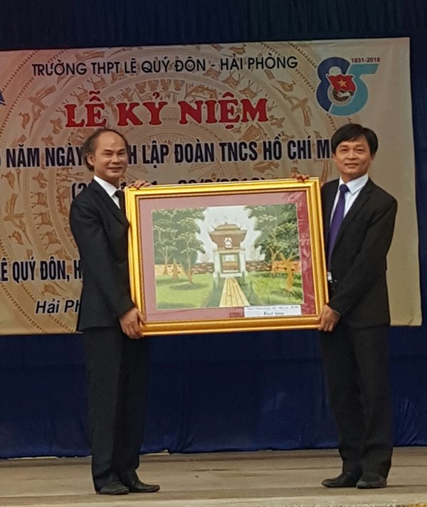 Lễ kết nghĩa giữa 2 trường THPT vinh dự được mang tên nhà bác học Lê Quý Đôn