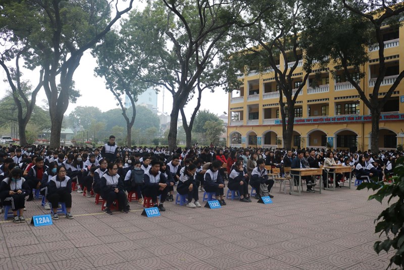 Thông báo về việc công bố danh sách  học sinh lớp 10 năm học 2021-2022