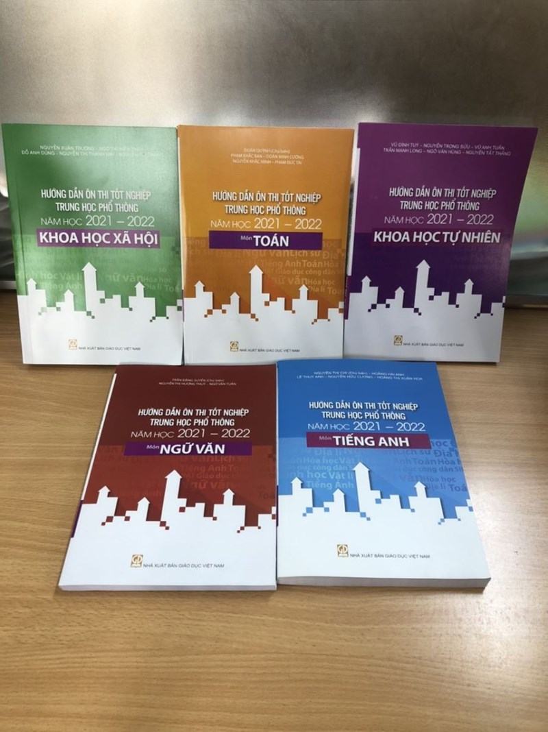 Bài giới thiệu sách tháng 4