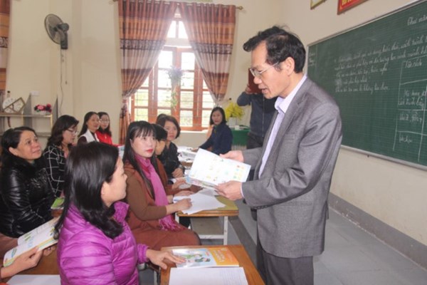 Chọn SGK tại Nghệ An: Không để nhà trường đơn độc