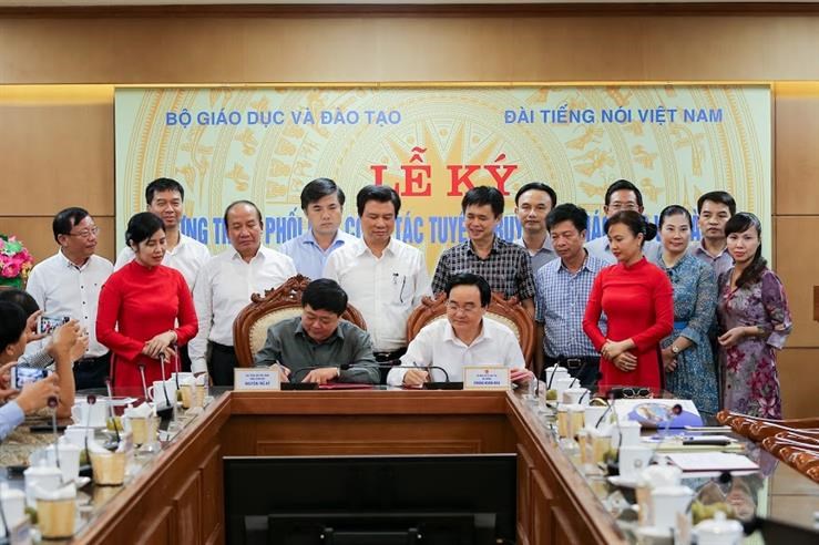 Đẩy mạnh tuyên truyền về giáo dục trên các kênh sóng của Đài Tiếng nói Việt Nam