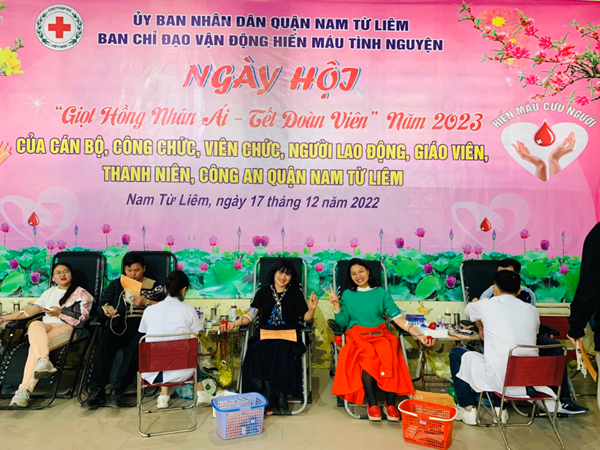 Trường THCS Nam Từ Liêm tham gia “Ngày hội hiến máu tình nguyện – Giọt hồng nhân ái – Tết đoàn viên” năm 2023