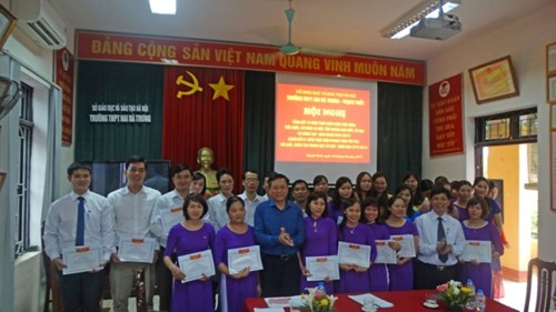 Hội nghị tổng kết 10 năm thực hiện cuộc vận động “Mỗi thầy, cô giáo là một tấm gương đạo đức, tự học và sáng tạo” (giai đoạn 2007 - 2017), đánh giá đánh giá một năm thực hiện phong trào thi đua “Đổi mới, sáng tạo trong dạy và học”(năm học 2016- 2017)