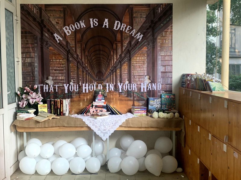  Sách mở ra những chân trời mới 