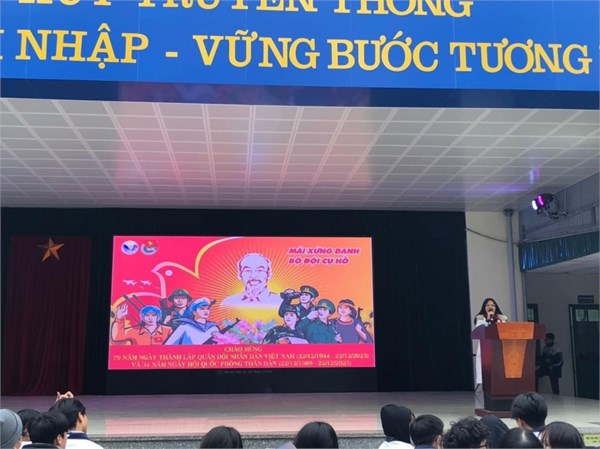 Trường THPT Liên Hà kỉ niệm 79 năm ngày thành lập Quân đội nhân dân Việt Nam