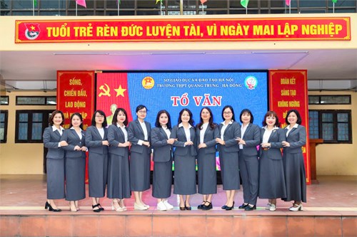 Tổ Văn năm học 2024-2025