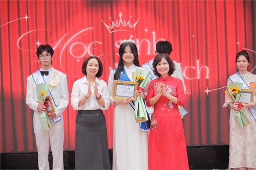 Chung khảo cuộc thi Học sinh Thanh lịch Trường THPT Quang Trung – Hà Đông năm 2025