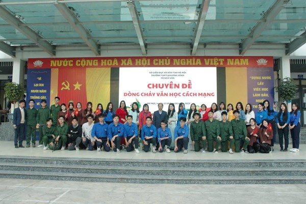 Chuyên đề ngữ văn  Dòng chảy cách mạng 