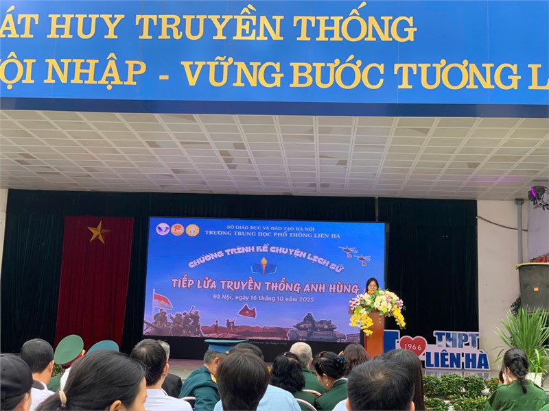 <a href="/nha-truong/truong-thpt-lien-ha-to-chuc-chuong-trinh-ke-chuyen-lich-su-tiep-lua-truyen-thon/ct/2259/13397">Trường THPT Liên Hà tổ chức chương trình kể chuyện<span class=bacham>...</span></a>