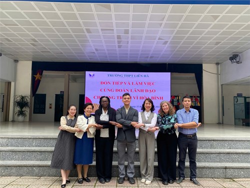 Trường THPT Liên Hà làm việc cùng đoàn lãnh đạo Chương trình Hòa Bình