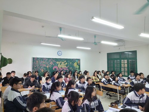 Dự giờ liên tổ - Hoạt động nhằm nâng cao chất lượng giảng dạy.