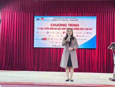 Chương trình Tư vấn tuyển sinh Đại học năm 2025 và những điều cần biết tại trường THPT Trần Phú - Hoàn Kiếm