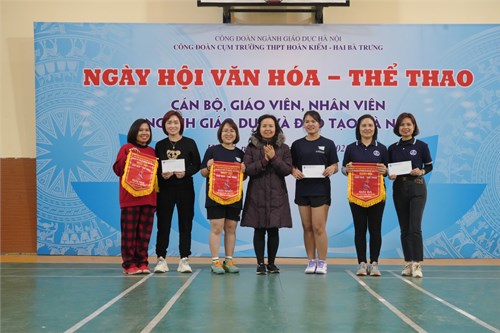 Ngày hội Văn hoá - Thể thao Cụm trường THPT Hoàn Kiếm - Hai Bà Trưng