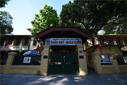 Tri ân những người Thầy - ngọn lửa sáng mãi cùng Trường THPT Trần Phú - Hoàn Kiếm