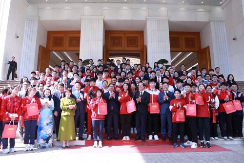 Vinh danh niềm tự hào của nhà trường